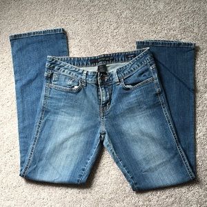 Lean boot. Calvin Klein Jeans.